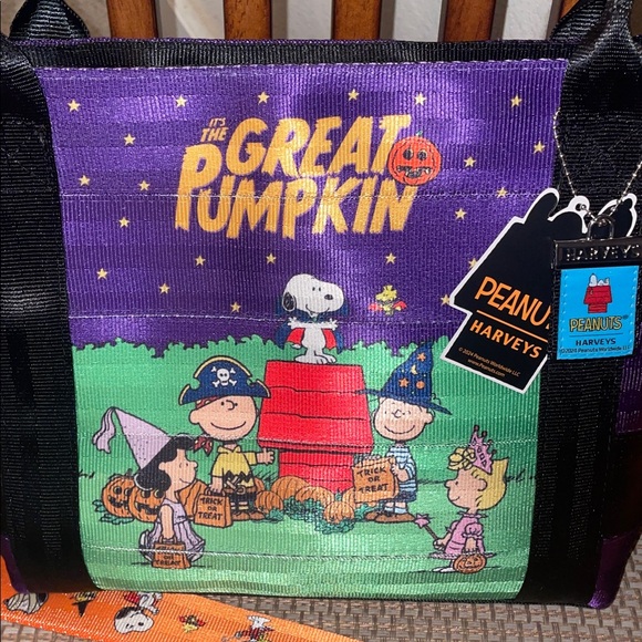 Harveys Peanuts Great Pumpkin small poster tote - Picture 3 of 7